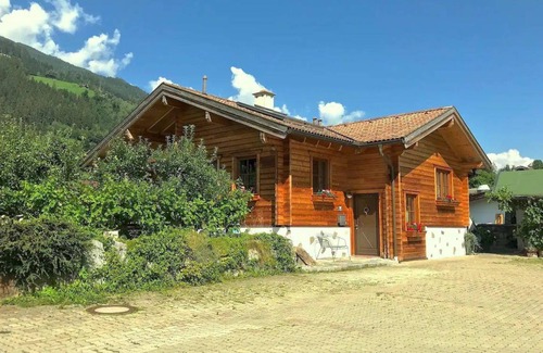 Aschau Im Zillertal House | 95 m² House ∙ 2 bedrooms ∙ 6 guests