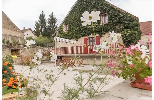 Thenissey House | 95 m² House ∙ 2 bedrooms ∙ 5 guests