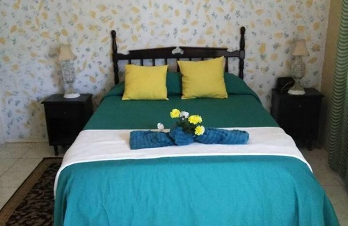Moore Town Villa | 95 m² Villa ∙ 2 bedrooms ∙ 4 guests