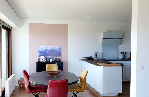 Thonon-les-Bains Apartment | 95m2 apartment facing the spa - 6th floor