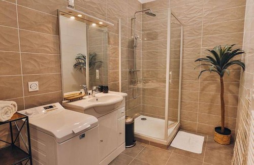 Robins Bay Apartment | 96 m² Apartment ∙ 3 bedrooms ∙ 8 guests