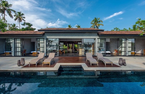 Kumbalam Villa | 976 Panangad