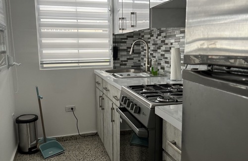 Hoyo Mulas Apartment | A 10 Minutos del Aeropuerto! Hermoso Apartamento. Cerca de Lugares de Interes