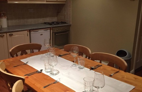 Portumna Ski Chalet | A 5 Bedroom Lodge near Lough Derg and close to the Shannon River in Portumna.