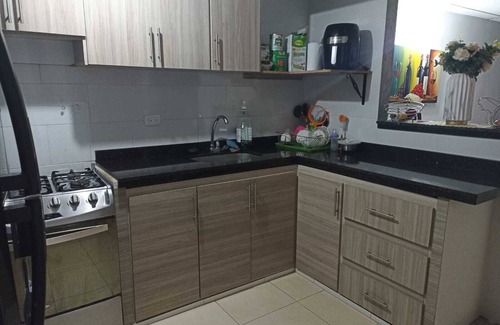 Pereira House | A 5 Minutos del Parque Consota! Sector Seguro, Casa Cómoda, Parqueadero Cubierto