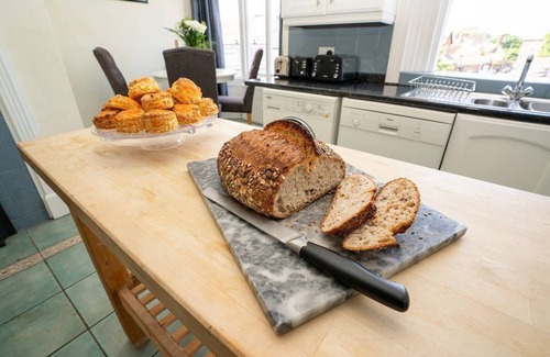 Tynemouth Apartment | A beautiful coastal holiday home, ideally situated in the heart of Tynemouth Village.