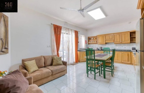 Naxxar House | A beautiful 4BR villa with private pool & deck