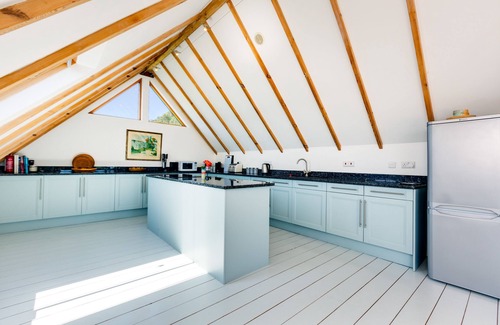 Coverack House | A beautiful and well designed ‘upside-down’ house with panoramic sea views.