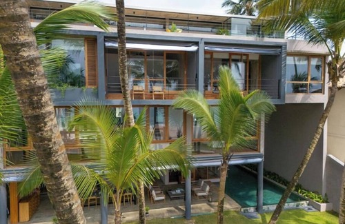 Induruwa Villa | A boutique Villa with designer interiors, exquisite service with direct beach