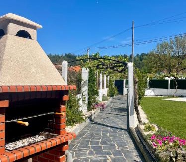 Sober House | A Casa de Pia