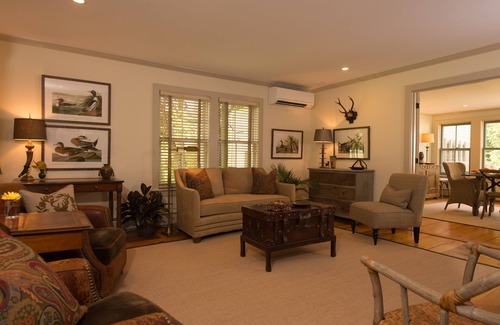 Woodstock House | A charming 1820's farmhouse