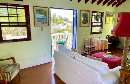 Southampton Villa | A Charming Bermuda Gem 🌸