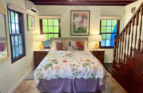 Southampton Villa | A Charming Bermuda Gem 🌸