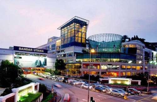 Damansara Perdana Apartment | A Comfy & Stylish Studio in Empire Damansara