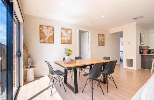 Clyde Villa | A Cosy 5Beds house in the Clyde