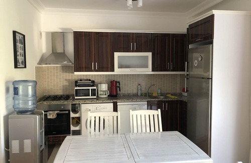Camyuva Apartment | A cozy flat 200 m to the beach with a mountain view