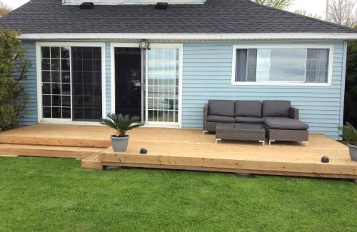 Town of Essex House | A Day at the Lake Cottage