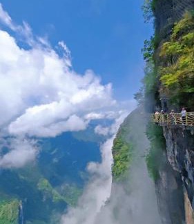 Yongding House | A deer has you INN near by Tianmen Shan
