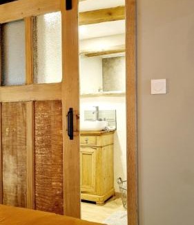 Grendelbruch Apartment | A desire for Bohemia, well-being and hammam!