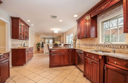 Town of North Castle House | A dream summer rental 30 miles from New York City in picturesque Bedford, NY!