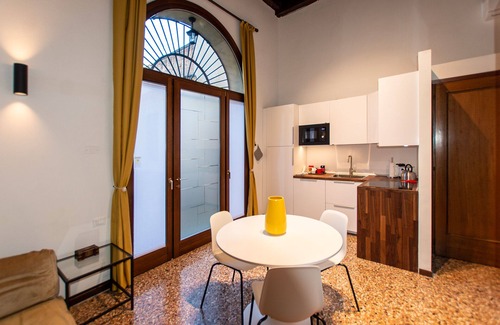 Historic Centre Apartment | A due Passi dal Duomo - Loft