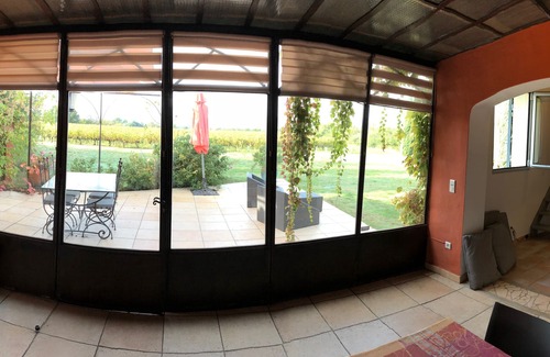 Roussillon Cottage | A haven of peace for two surrounded by vineyards with panoramic views.