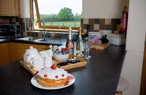 Wotton-under-Edge House | A Hidden Gem, Beautiful Barn With Stunning Countryside Views