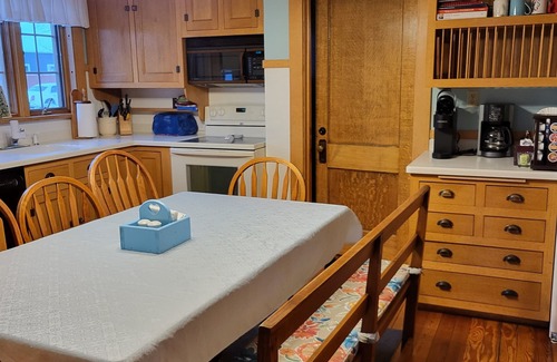 New Glarus House | A Home Away from Home in the Quaint Village of New Glarus