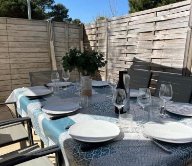 La Tranche-sur-Mer House | A l'ombre des pins