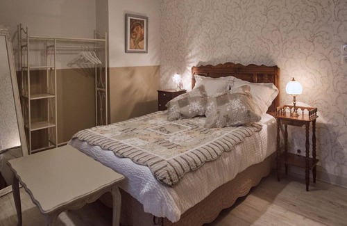 Ergue-Gaberic House | A L'ombre des Pommiers