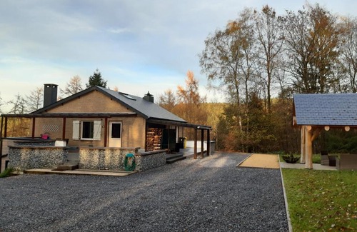 Harre House | A L OREE DU BOIS