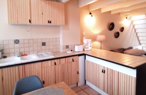 Marsilly House | A loft feel for this charming, quiet apartment in a seaside village