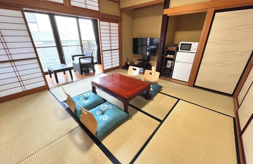 Shimada House | A luxurious and spacious plan for two people spac/Shimada Shizuoka