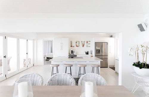 Friendship House | A luxurious, laid-back retreat on a special Caribbean island