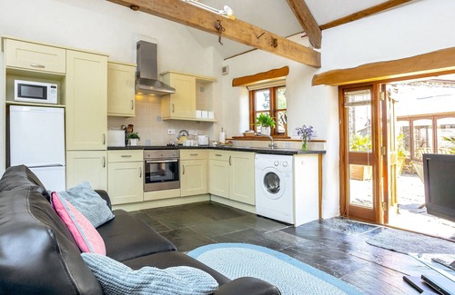 Chulmleigh Cottage | A magnificent barn conversion in a peaceful rural setting with rolling countryside views.