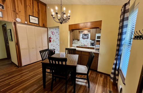 Burnsville Ski Chalet | A Million Dollar View Above the Clouds