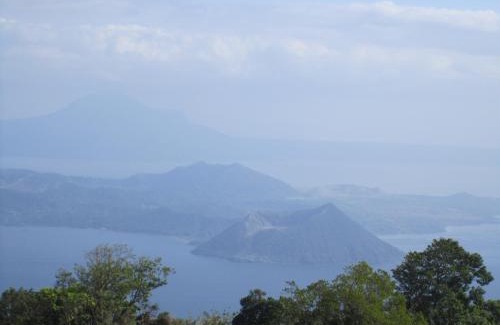 Tagaytay Apartment | A Million Dollar View