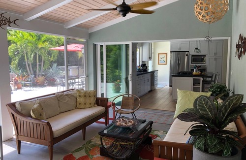 Indian Beach Sapphire Shores House | A Newly renovated home in desirable Indian Beach Sapphire Shores neighborhood