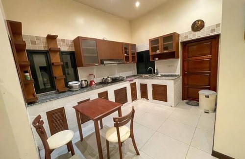 Bang Sare Villa | A nice and quiet villa in chonburi. Close to Bangsare beach. (Pet friendly)