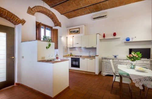 Isolotto Apartment | A nice apartment for rent near the Cascine Park by Mmega