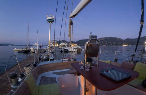 Porto-Vecchio Boat Rental | A night on the water? (Pat's boat)