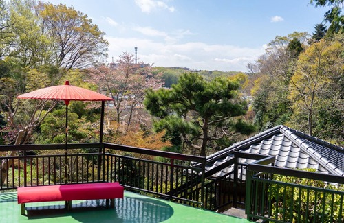 Hachioji House | A peaceful space surrounded by quiet and mountain nature views