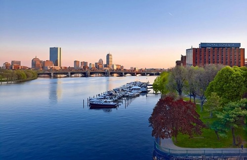 East Cambridge House | A Place You'll Surely Enjoy! w/Pool, Near LEGOLAND Discovery Center Boston