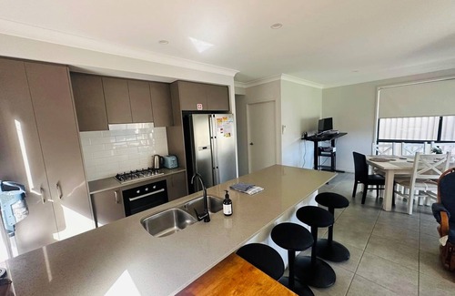 Austral House | A Private Ensuite with A/C, Study and TV (Shared House)