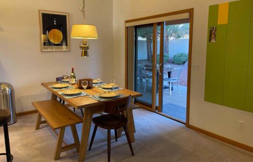 Page House | A quiet, stylish and cozy retreat.