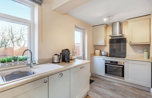 North Sunderland Cottage | A real luxury gem nestled within the quaint streets of North Sunderland.