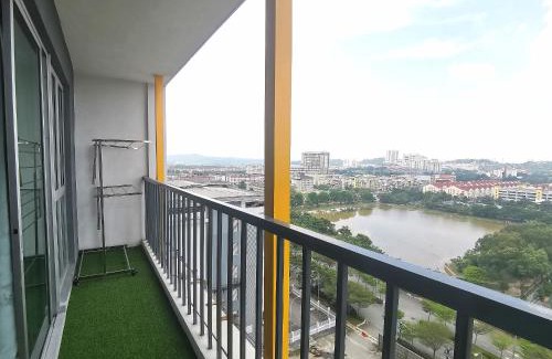 Shah Alam Apartment | A's House i-City 1-4pax Studio Netflix Wifi