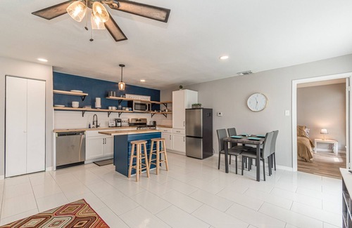 Mahncke Park Apartment | A SA Pearl