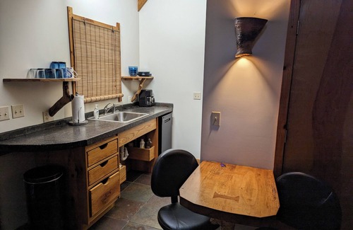 Rockbridge Cabin | A secluded couples retreat set in a mature forest in the beautiful Hocking Hills