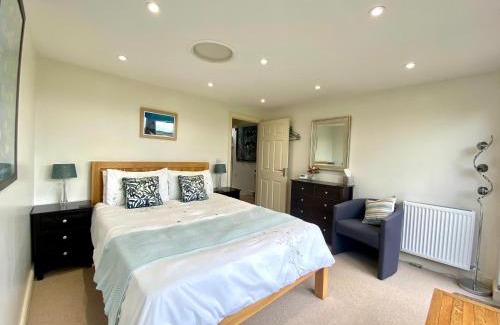 Box Apartment | A secluded self contained Country Suite with a view - parking, easy access to Bath